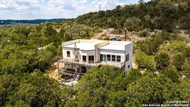 10236 Longhorn, Helotes, TX 78023 - photo 1