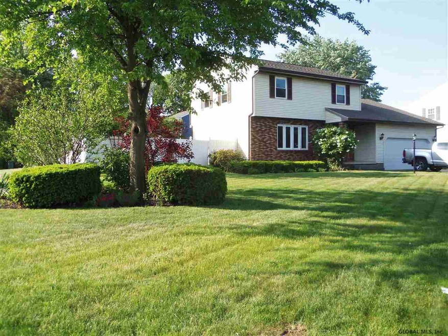 2 Huntleigh Dr, Albany, NY 12211 - photo 1