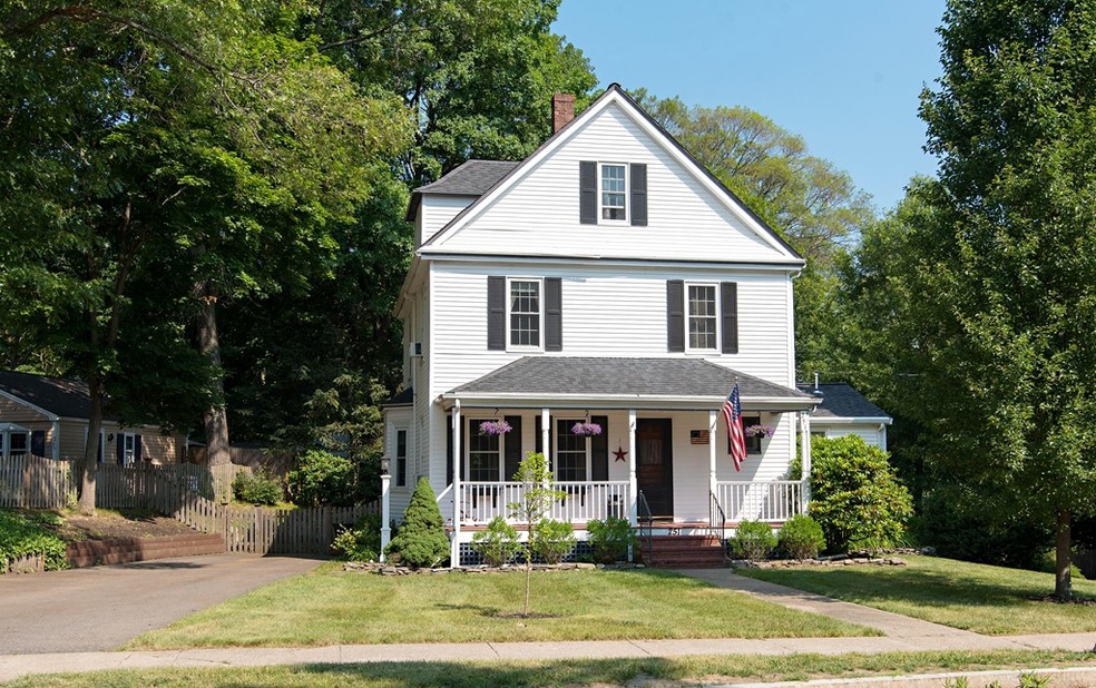 251 East St, East Walpole, MA 02032 - photo 1