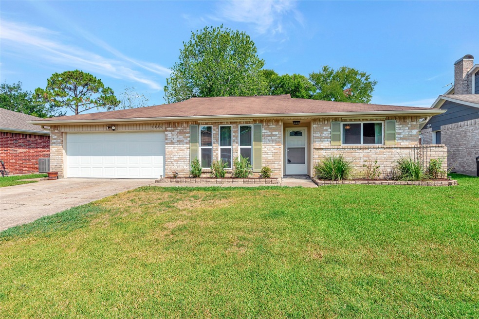 4326 Lucian Ln, Friendswood, TX 77546 - photo 1