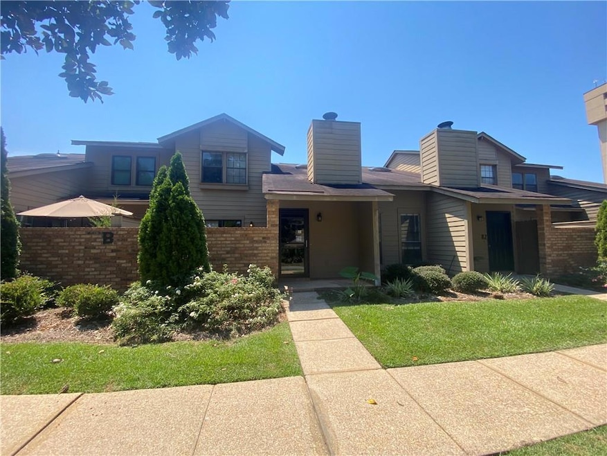 200 Parma Dr unit 3, Daphne, AL 36526 - photo 1