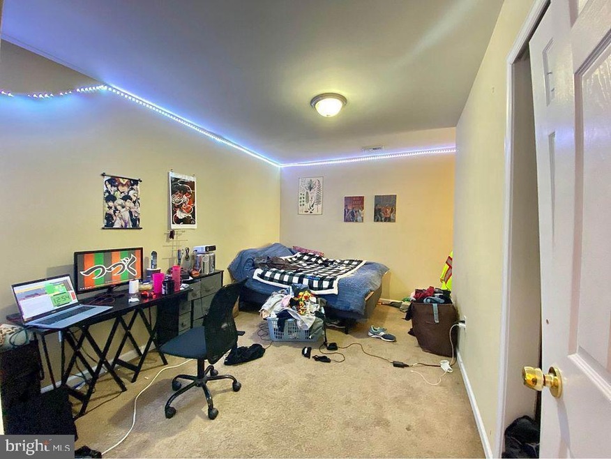 1723 N 17th St unit 4, Philadelphia, PA 19121 - photo 1