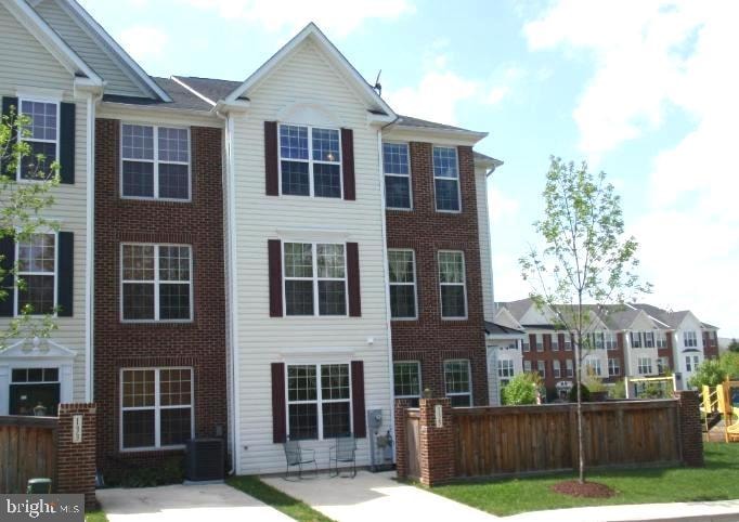 135 Whiskey Creek Cir, Frederick, MD 21702 - photo 1