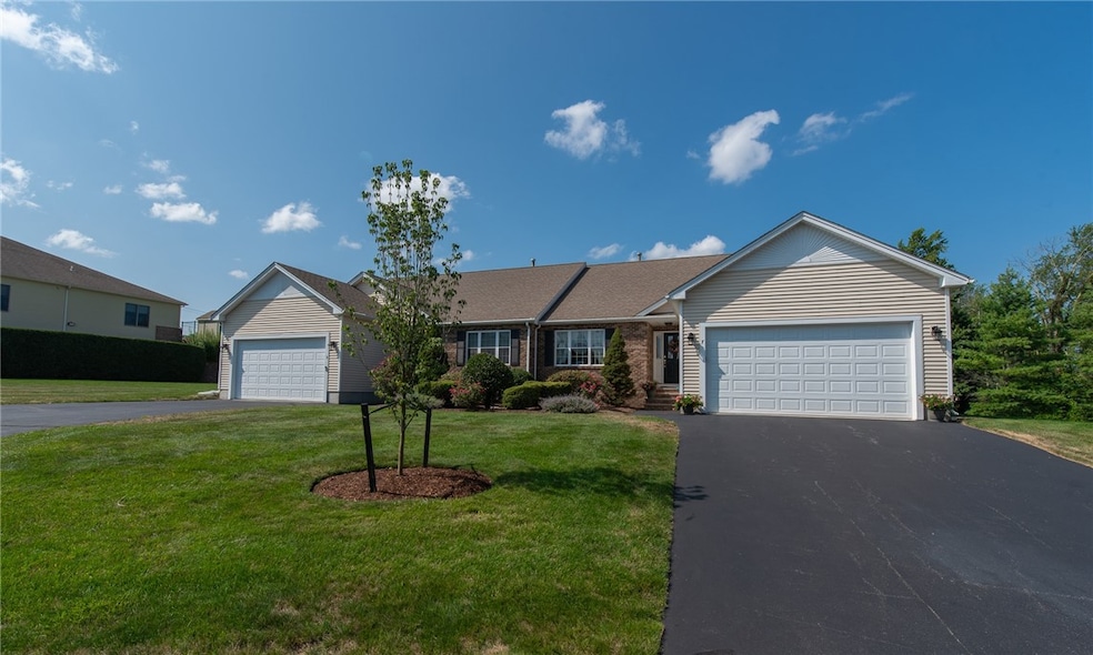 5 Sweet Corn Dr, Cranston, RI 02921 - photo 1