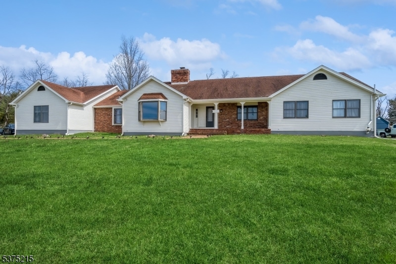 30 Claridge Ln, Flemington, NJ 08822 - photo 1