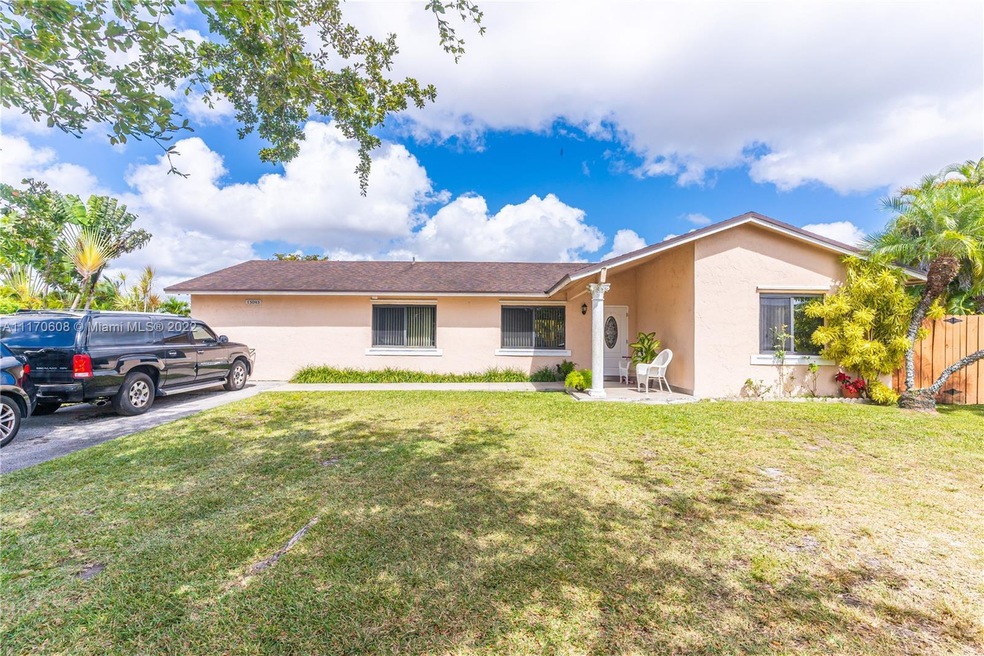 15045 SW 68th Terrace, Miami, FL 33193 - photo 1