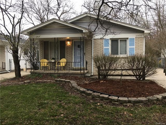 Welcome home to 18490 Sumner