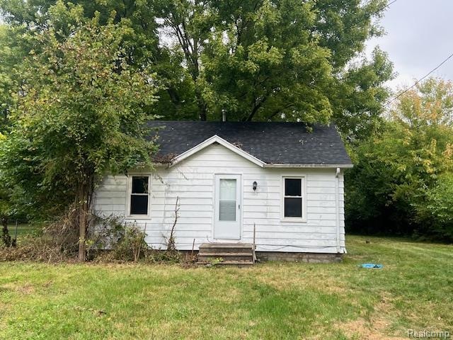 5131 E Carpenter Rd, Flint, MI 48506 - photo 1