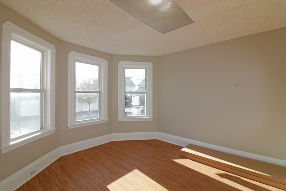 92 Summer St unit 1, Everett, MA 02149 - photo 1
