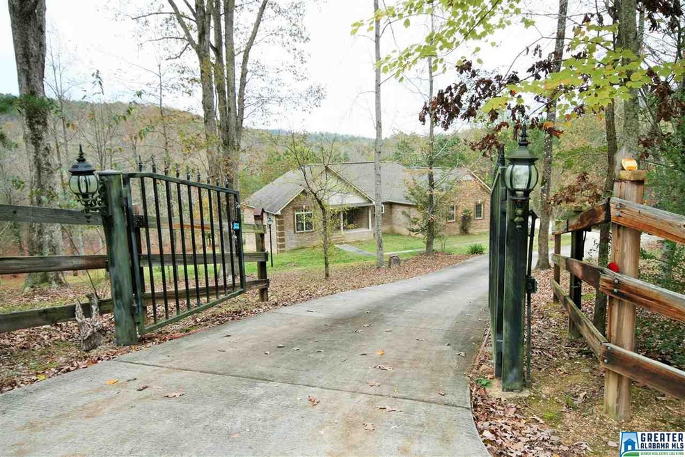 3+- ACRES... FEELS LIKE GATLINBURG