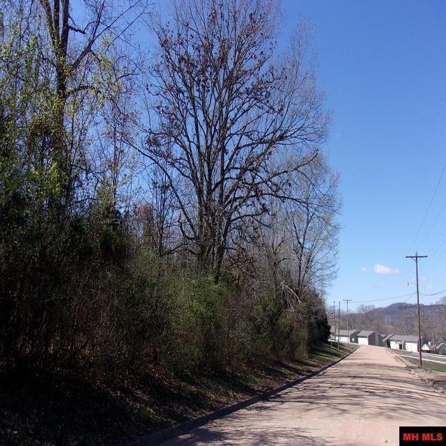 770-05063-000 8th St, Flippin, AR 72619 - photo 1