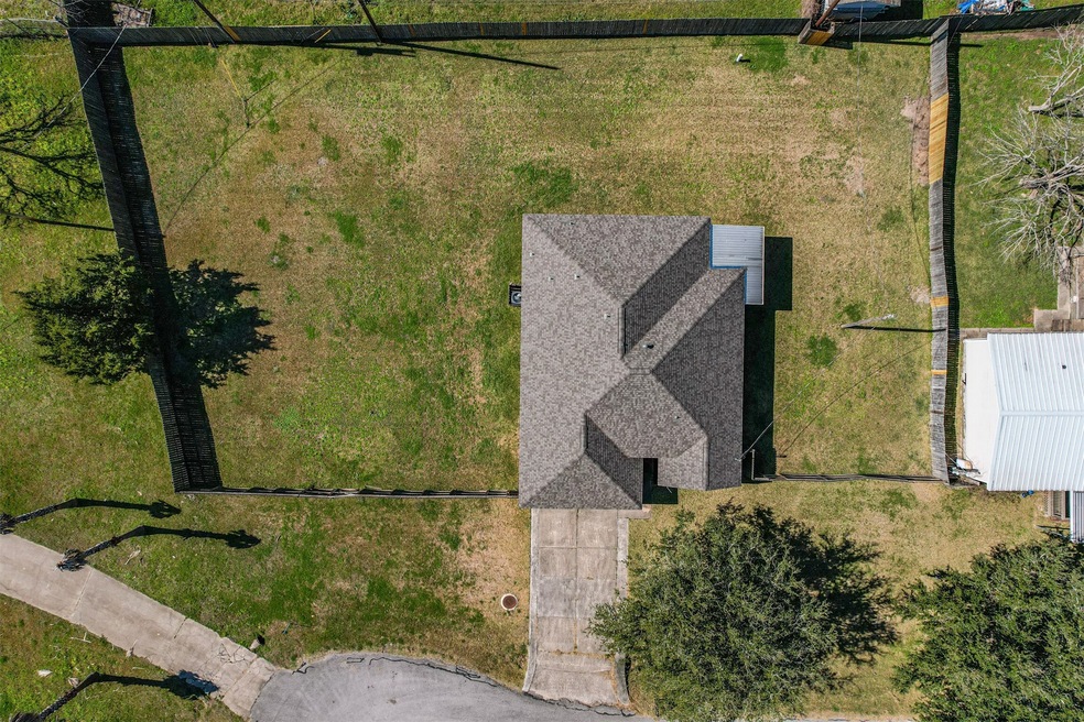 19198 Stoneforest Road County Rd 669e, Alvin, TX 77511 - photo 1