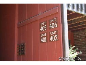 Convenient in town condo