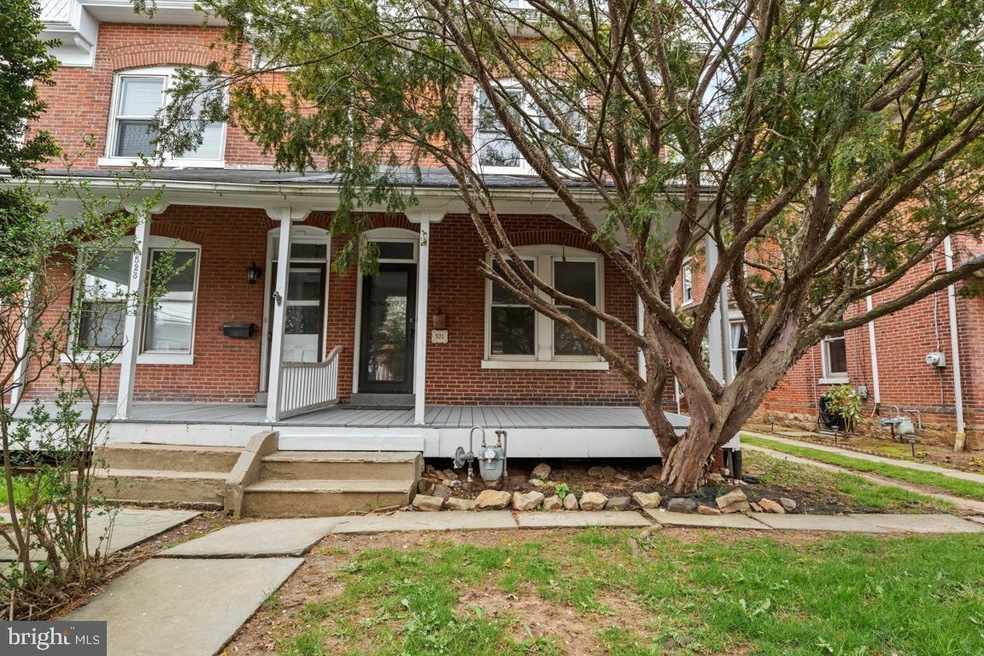 521 E Montgomery Ave, North Wales, PA 19454 - photo 1