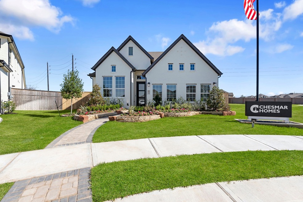 
Photos are REPRESENTATIVE of the home /floor plan