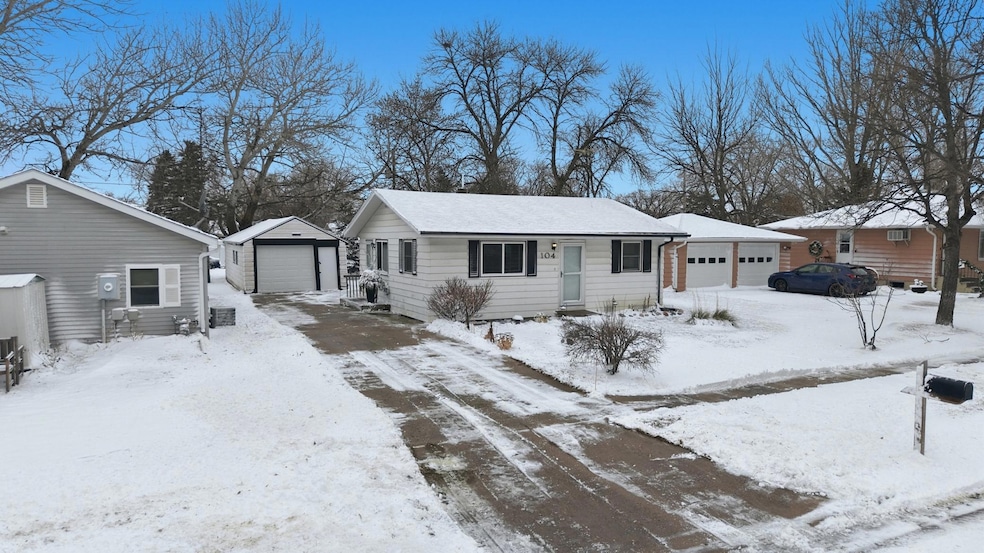 104 3rd St NW, Dilworth, MN 56529 - photo 1
