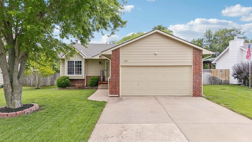 Pending $259,900