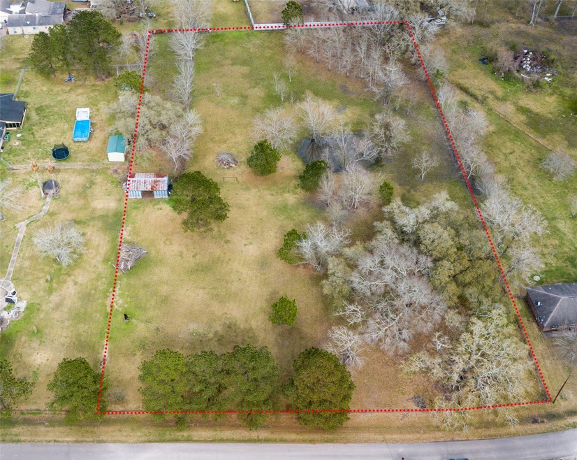 14101 Patricia Ln, Alvin, TX 77511 - photo 1