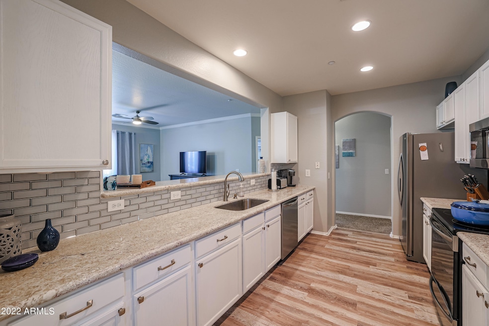 955 E Knox Rd unit 213, Chandler, AZ 85225 - photo 1