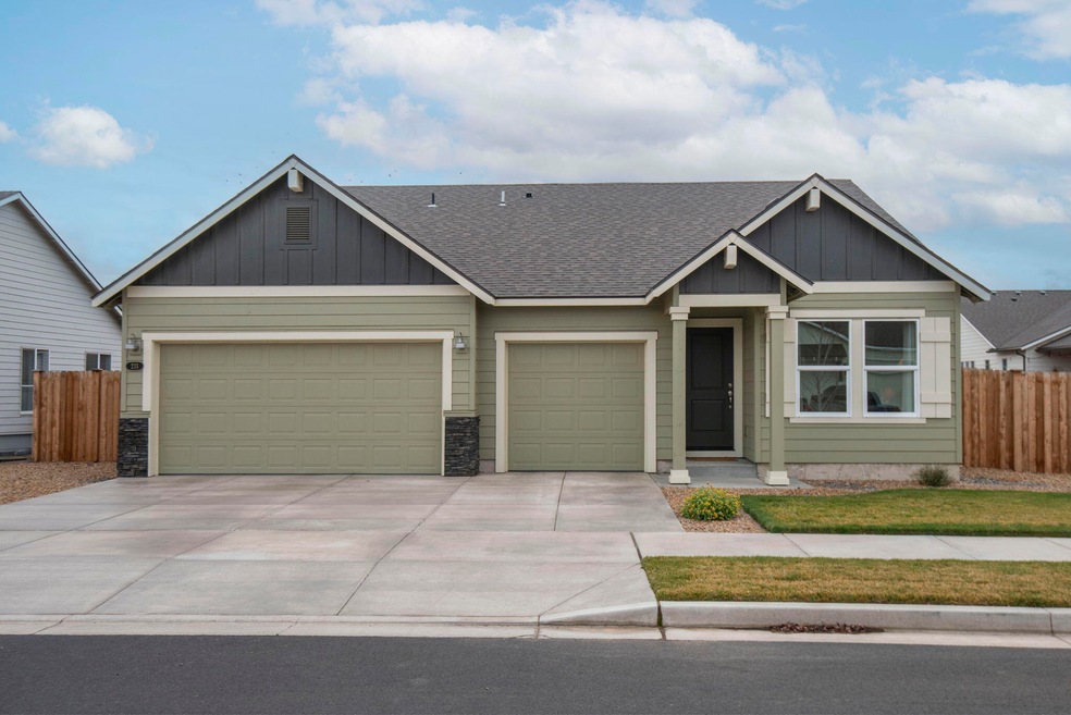 233 NW Double Eagle, Madras