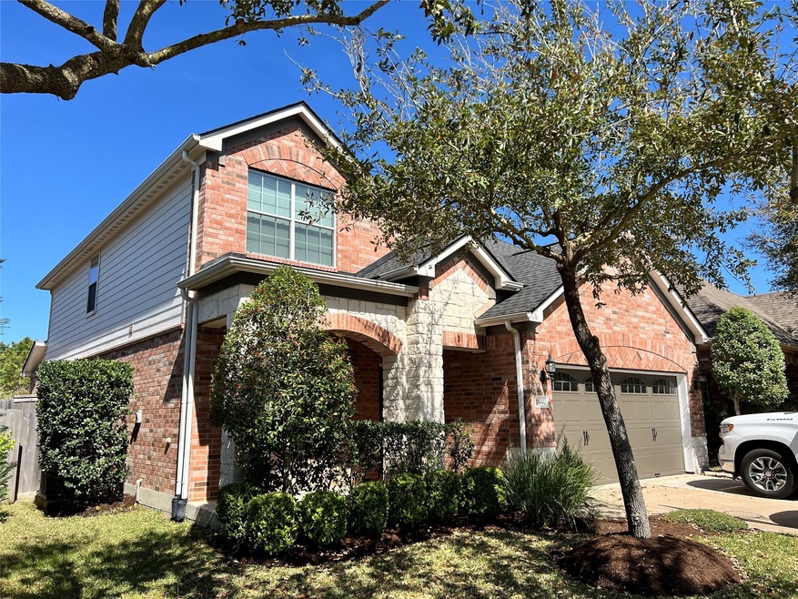 Here we are, with this 5 Bedrooms 3 full remodeled