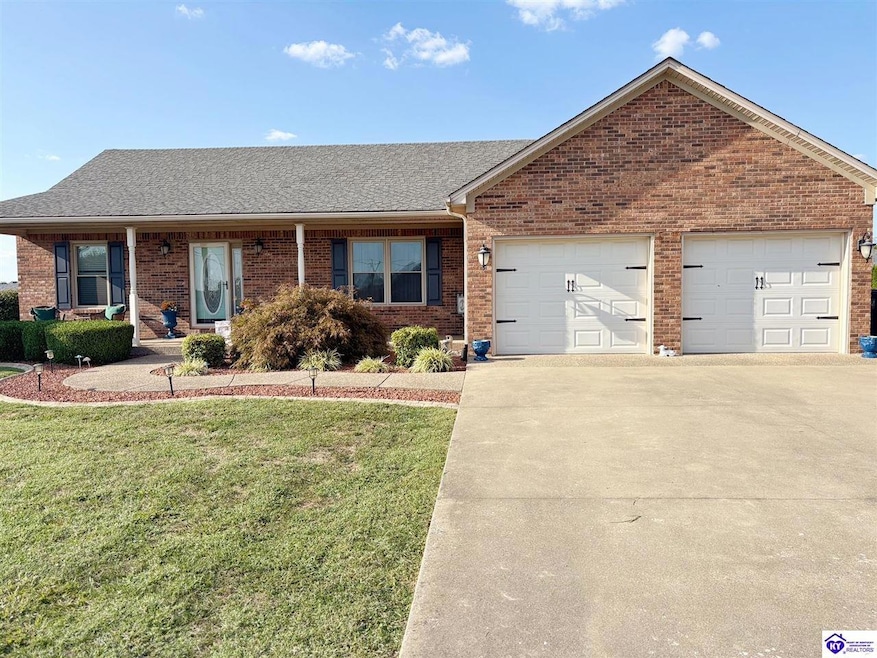 107 Anna Belle Ave, Hodgenville, KY 42748 - photo 1
