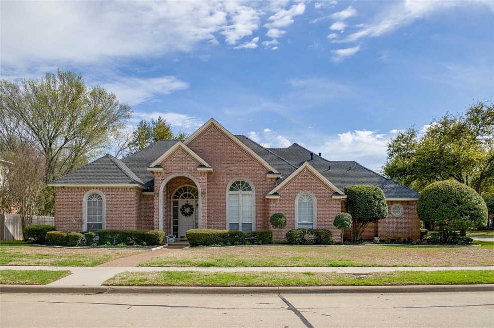 305 Mill Crossing W, Colleyville, TX 76034 - photo 1