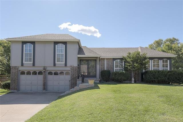 12115 W 55th Terrace, Shawnee, KS 66216 - photo 1