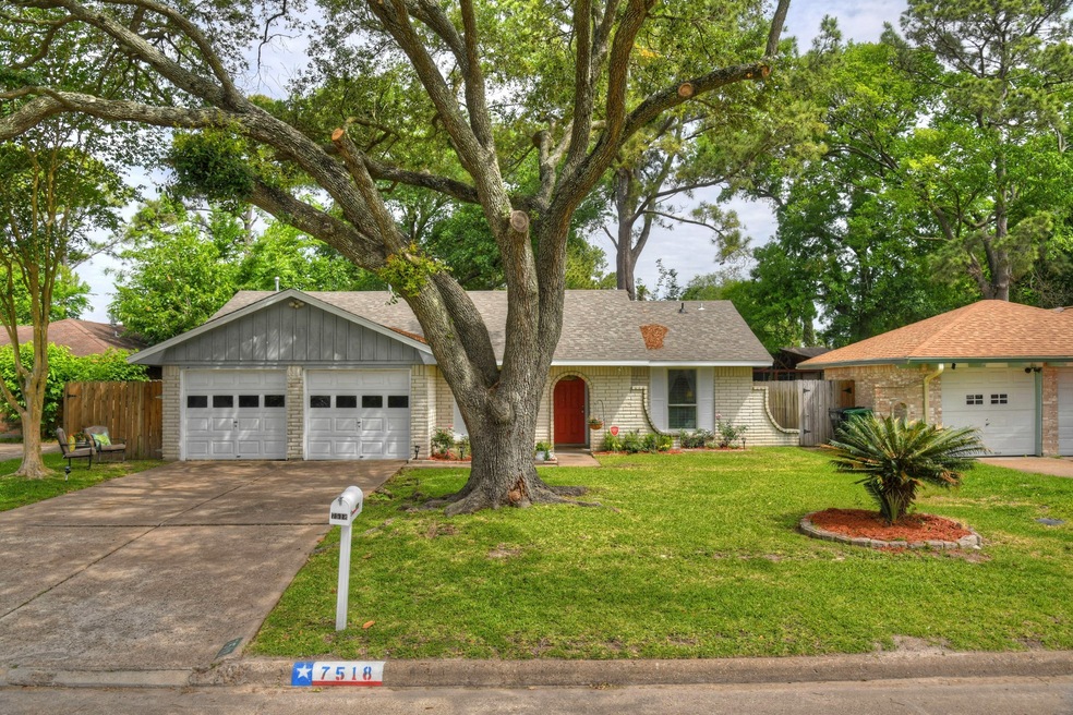 7518 Salge Dr, Houston, TX 77040 - photo 1