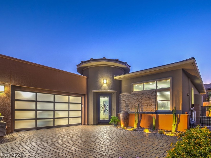 Front elevation, Martin Glass Garage Door, Liftmas