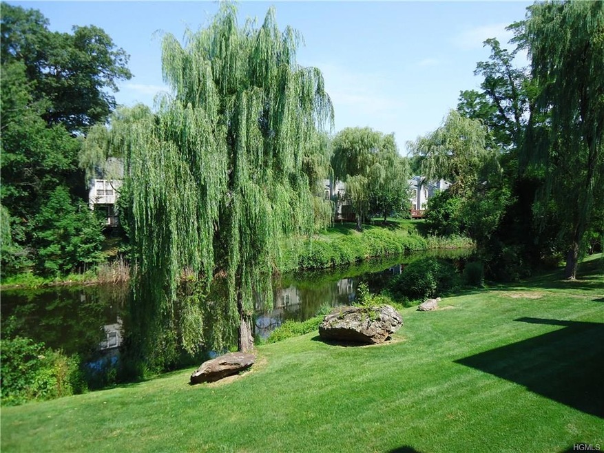 204 Horseshoe Cir, Ossining, NY 10562 - photo 1