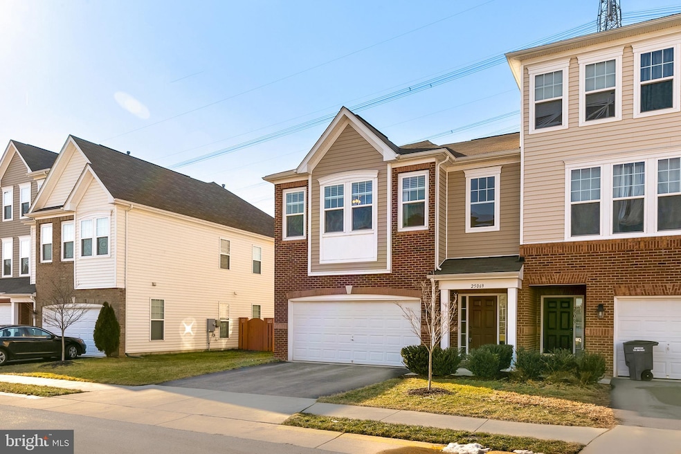 25069 Green Mountain Terrace, Aldie, VA 20105 - photo 1