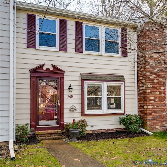 749 Sturgis Dr, North Chesterfield, VA 23236 - photo 1