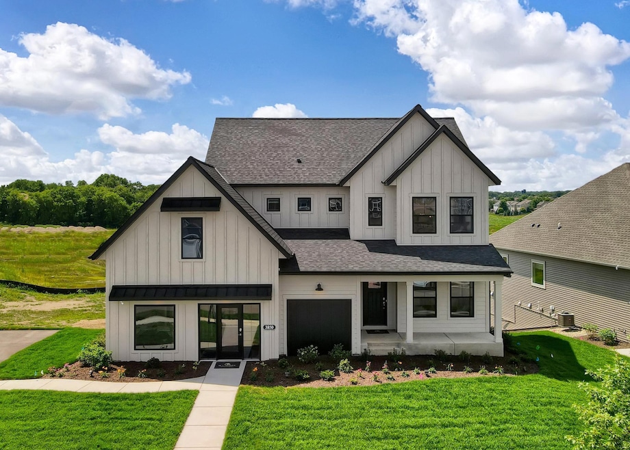 3850 Thrush St, Shakopee, MN 55379 - photo 1