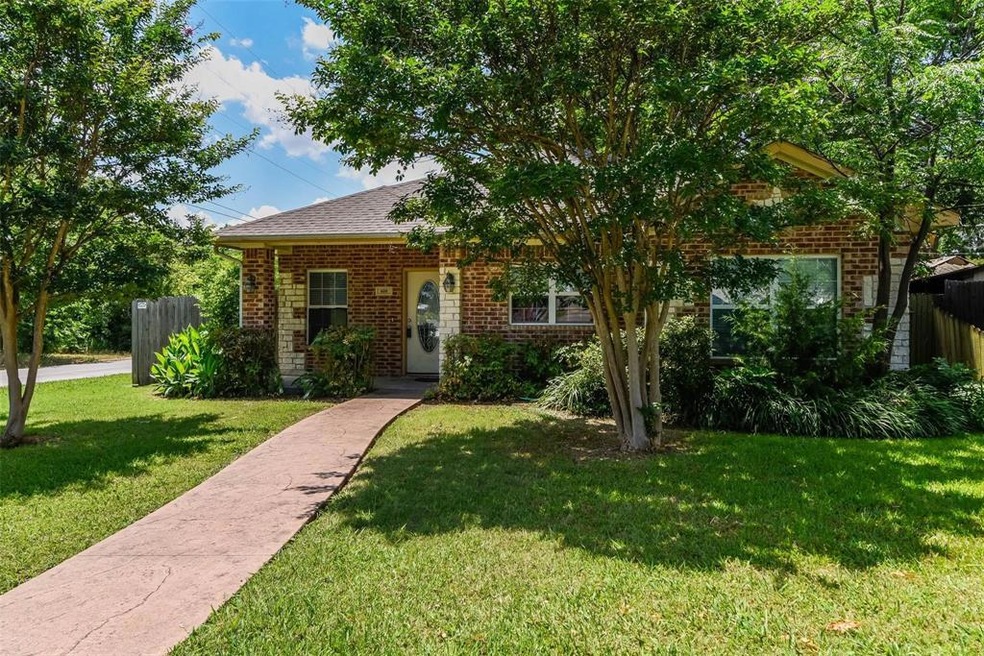 600 N Willow St, Sherman, TX 75090 - photo 1