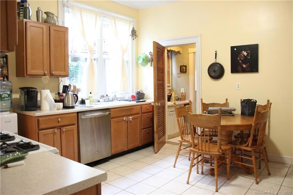 346 Greene St unit 1, New Haven, CT 06511 - photo 1