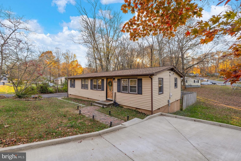 10804 Piedmont Dr, Fredericksburg, VA 22407 - photo 1