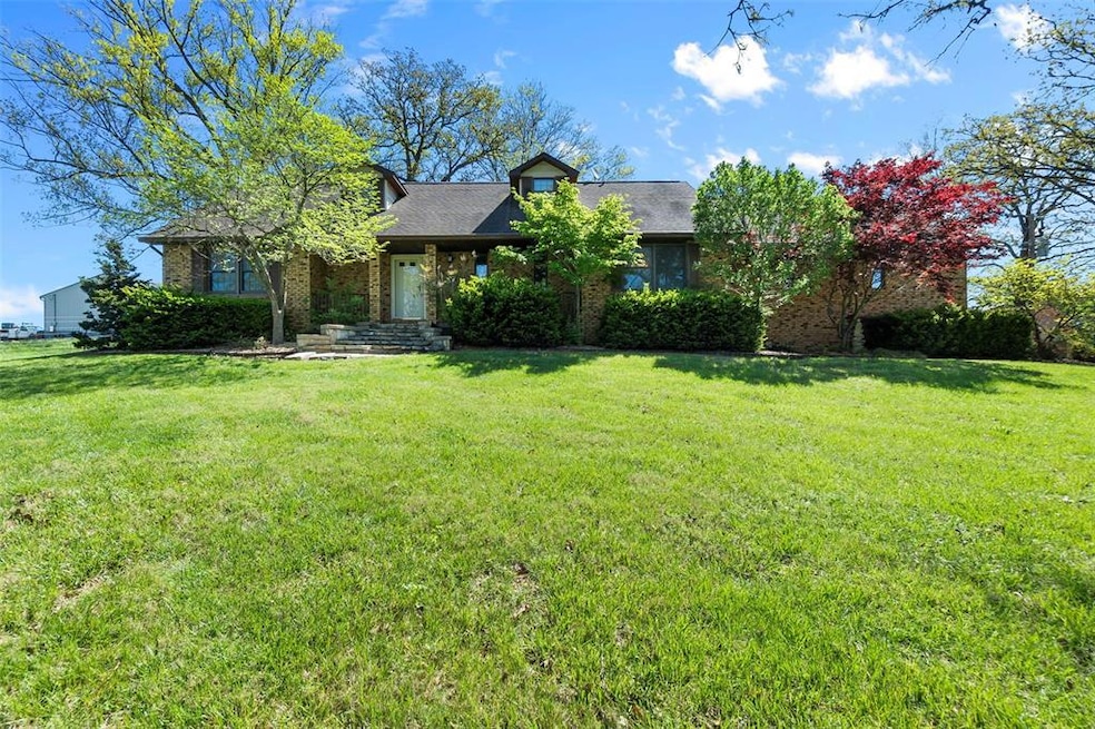 For Sale $484,900 • Co-Listing Agent