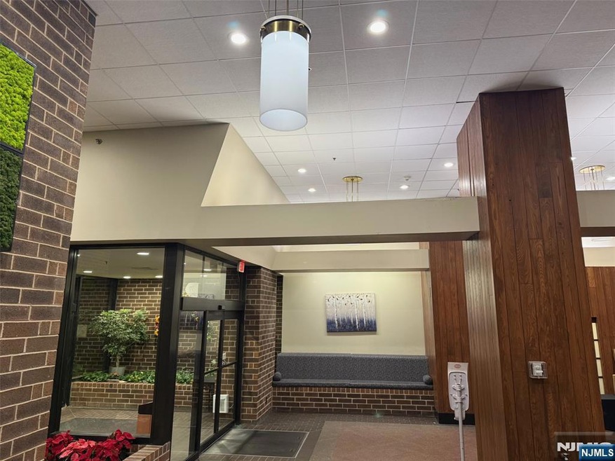 Greenhouse Condominiums unit 11-C, Cliffside Park, NJ 07010 - photo 1