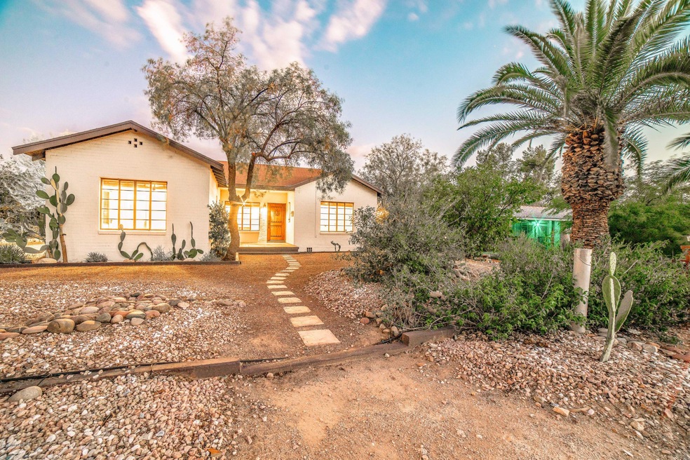 2826 E 10th St, Tucson, AZ 85716 - photo 1