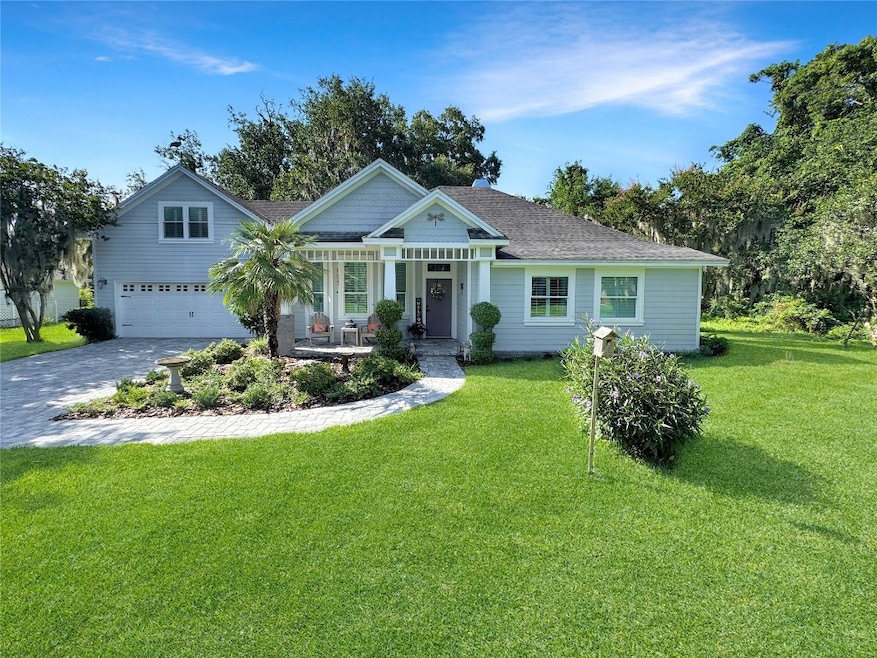 For Sale $860,000