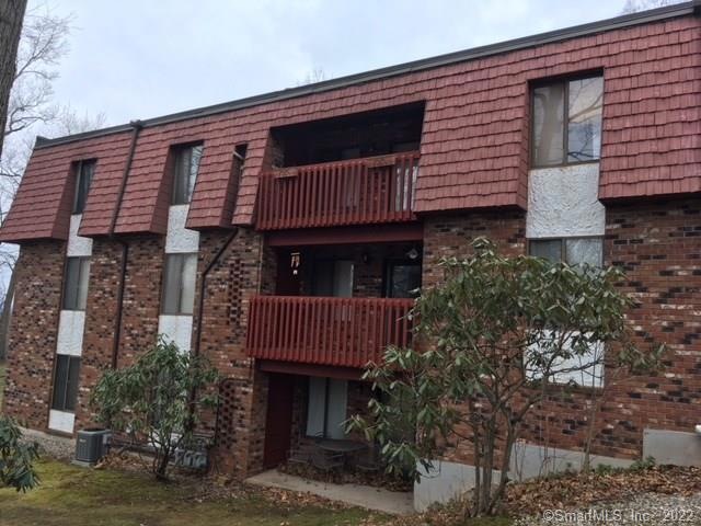 10 Woodsedge Dr unit 1B, Newington, CT 06111 - photo 1