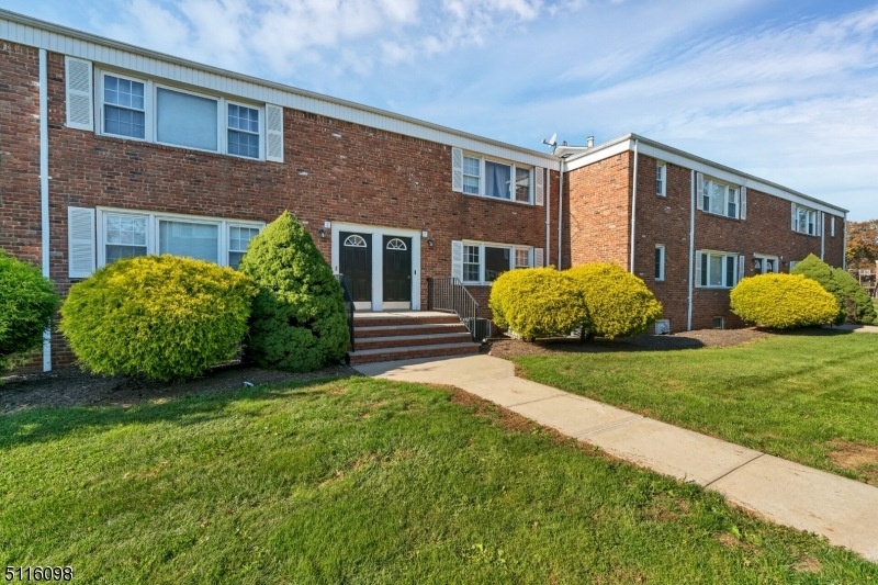5 Columbia Dr unit 2A, Bridgewater, NJ 08807 - photo 1