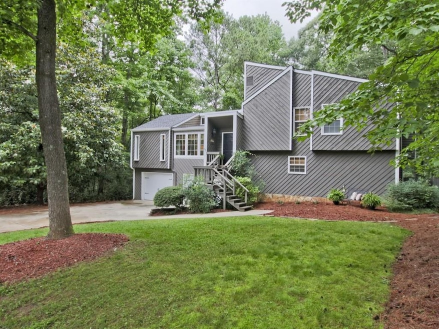 3461 Shawnee Trail SE, Smyrna, GA 30080 - photo 1