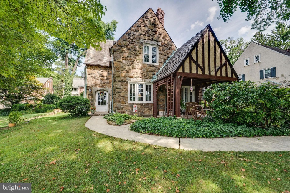 1605 Palm St, Reading, PA 19604 - photo 1