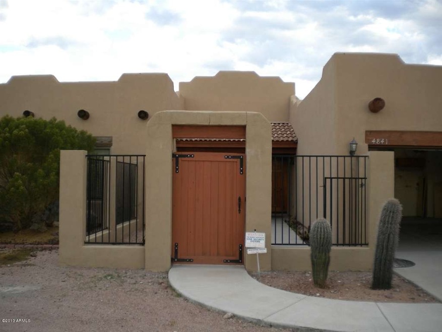 4841 Cactus front