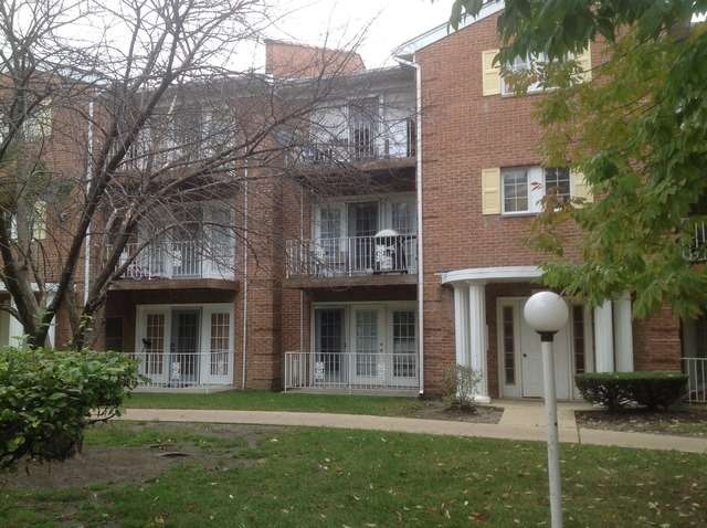 601 Quincy Bridge Ln unit 201, Glenview, IL 60025 - photo 1