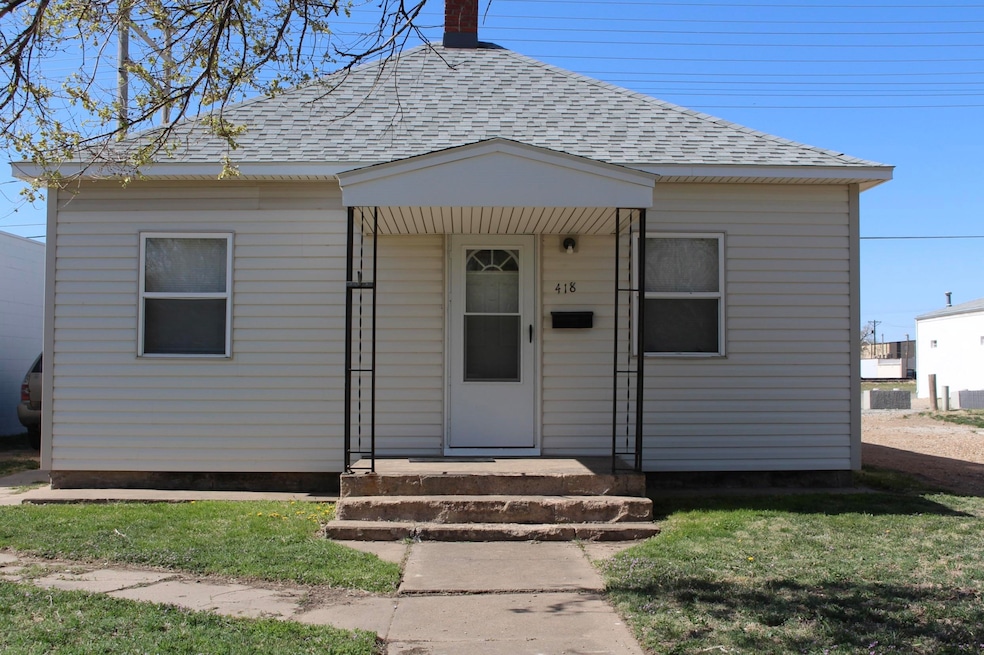 418 E 11th St, Hays, KS 67601 - photo 1