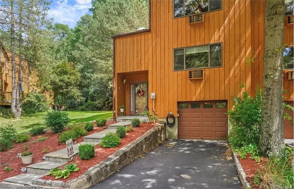 3 Robin Ln, Croton On Hudson, NY 10520 - photo 1