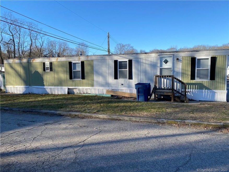 2 Woodland Dr, Waterford, CT 06385 - photo 1